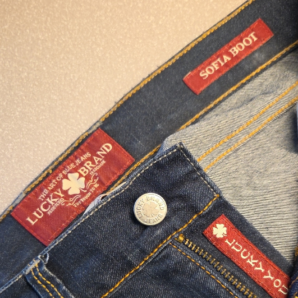 Lucky Brand Ladies SOFIA MODEL Blue Bootcut Jeans